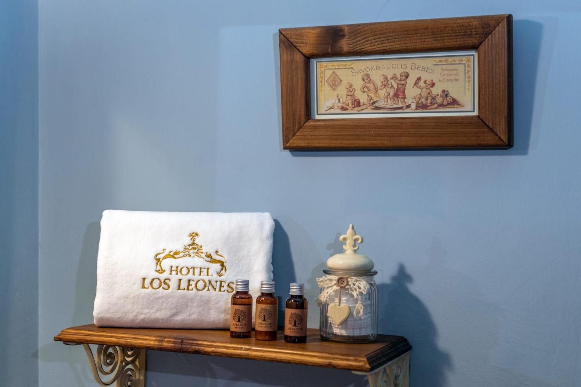 Hotel Los Leones - Adults Only Rubielos De Mora Exterior foto